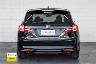 2015 Honda Jade - Thumbnail