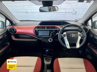 2016 Toyota AQUA - Thumbnail