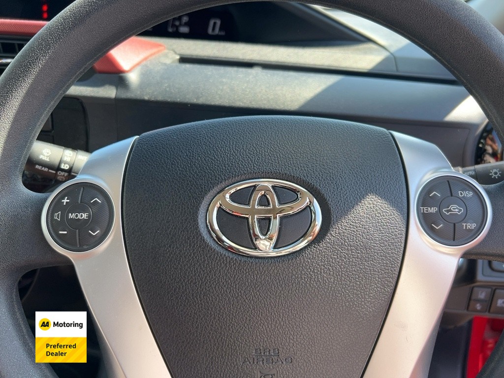 2016 Toyota AQUA