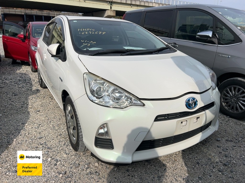 2014 Toyota AQUA