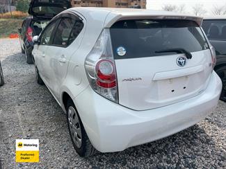 2014 Toyota AQUA - Thumbnail