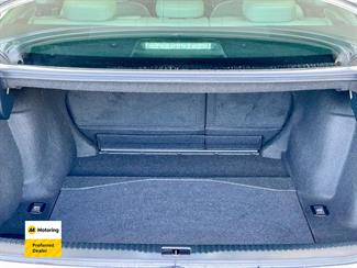 2014 Lexus IS 300h - Thumbnail