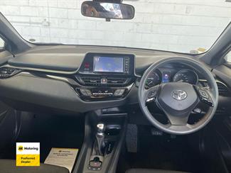 2018 Toyota C-HR - Thumbnail