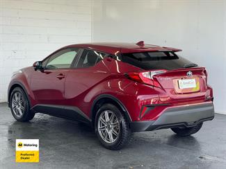 2018 Toyota C-HR - Thumbnail