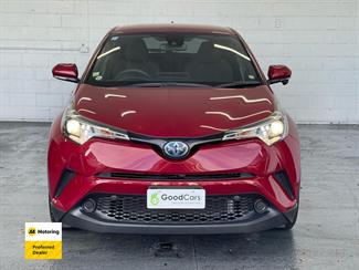 2018 Toyota C-HR - Thumbnail