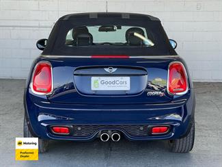 2017 Mini Cooper - Thumbnail
