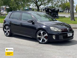 2011 Volkswagen GOLF - Thumbnail