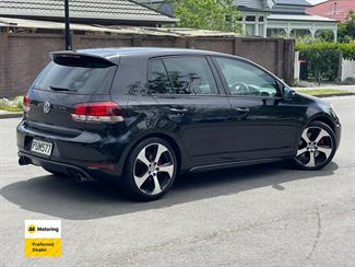 2011 Volkswagen GOLF - Thumbnail