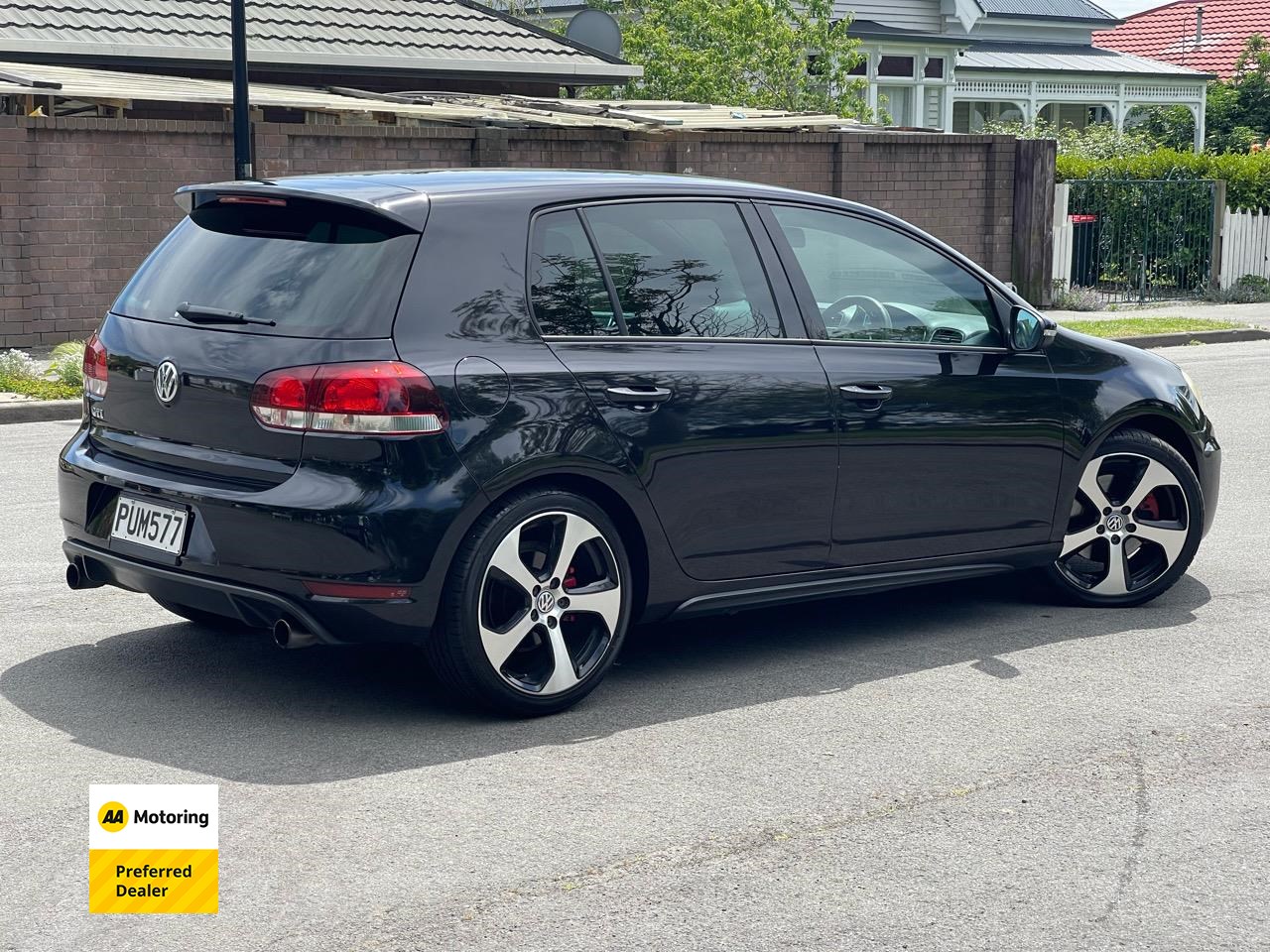 2011 Volkswagen GOLF