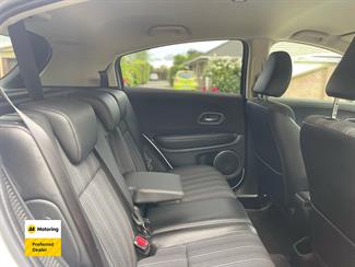 2016 Honda Vezel - Thumbnail