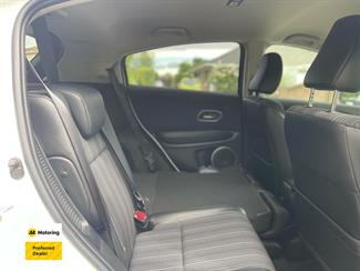 2016 Honda Vezel - Thumbnail