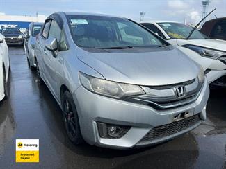 2015 Honda FIT - Thumbnail