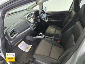 2015 Honda FIT - Thumbnail
