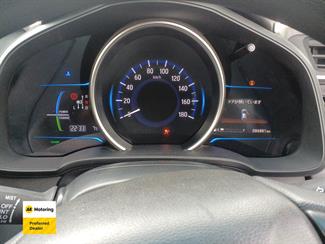 2015 Honda FIT - Thumbnail
