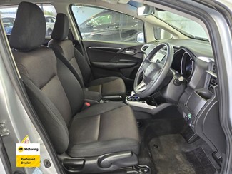 2015 Honda FIT - Thumbnail