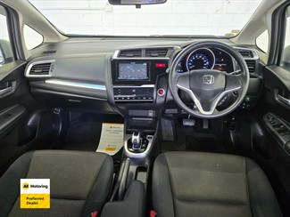 2015 Honda FIT - Thumbnail