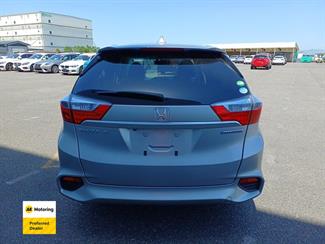 2016 Honda Shuttle - Thumbnail
