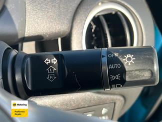 2011 Mazda DEMIO - Thumbnail