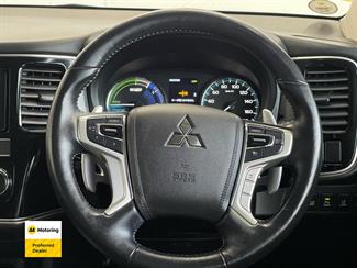 2018 Mitsubishi OUTLANDER - Thumbnail