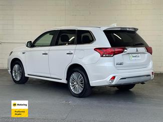 2018 Mitsubishi OUTLANDER - Thumbnail