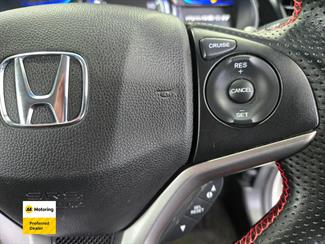 2015 Honda GRACE - Thumbnail