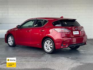 2016 Lexus CT 200h - Thumbnail