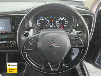 2016 Mitsubishi OUTLANDER - Thumbnail