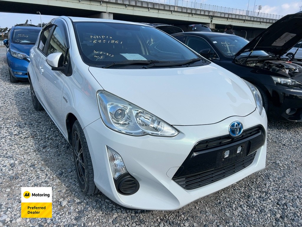 2016 Toyota AQUA