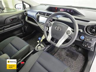 2016 Toyota AQUA - Thumbnail