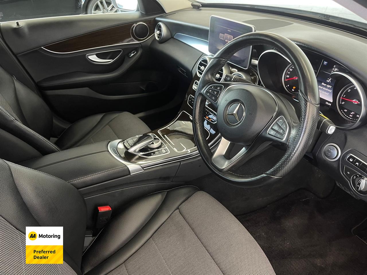2015 Mercedes-Benz C 200
