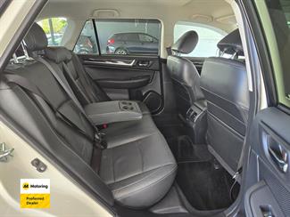 2015 Subaru OUTBACK - Thumbnail