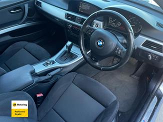 2010 BMW 320i - Thumbnail
