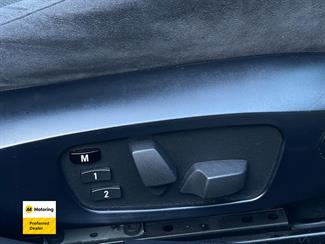2010 BMW 320i - Thumbnail