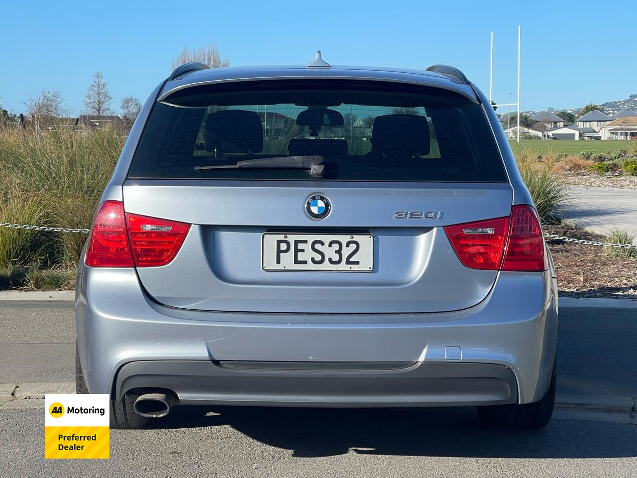 2010 BMW 320i