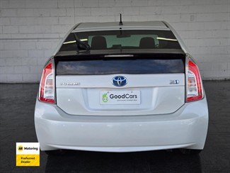 2014 Toyota PRIUS - Thumbnail