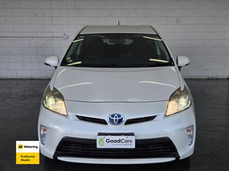2014 Toyota PRIUS - Thumbnail