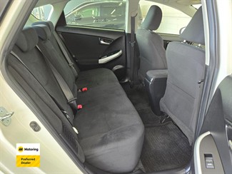 2014 Toyota PRIUS - Thumbnail