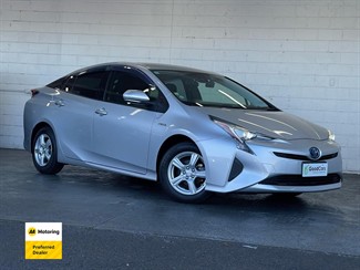 2018 Toyota PRIUS - Thumbnail