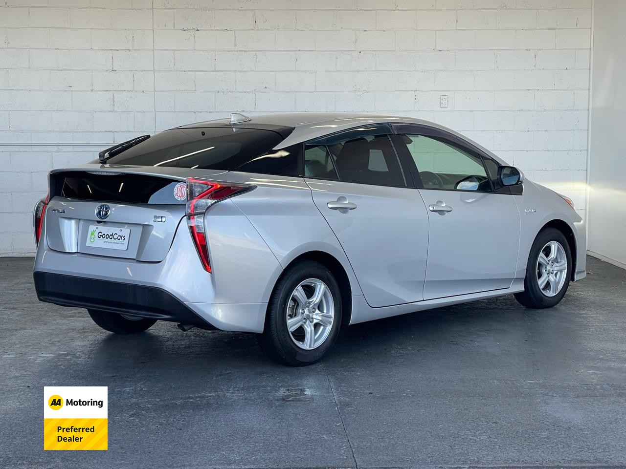 2018 Toyota PRIUS