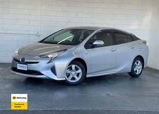 2018 Toyota PRIUS - Thumbnail