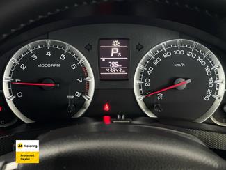 2014 Suzuki Swift - Thumbnail