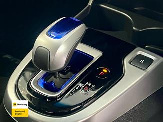 2014 Honda FIT - Thumbnail