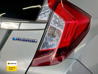 2014 Honda FIT - Thumbnail