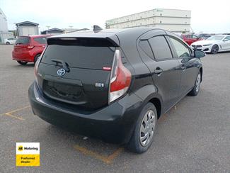 2015 Toyota AQUA - Thumbnail