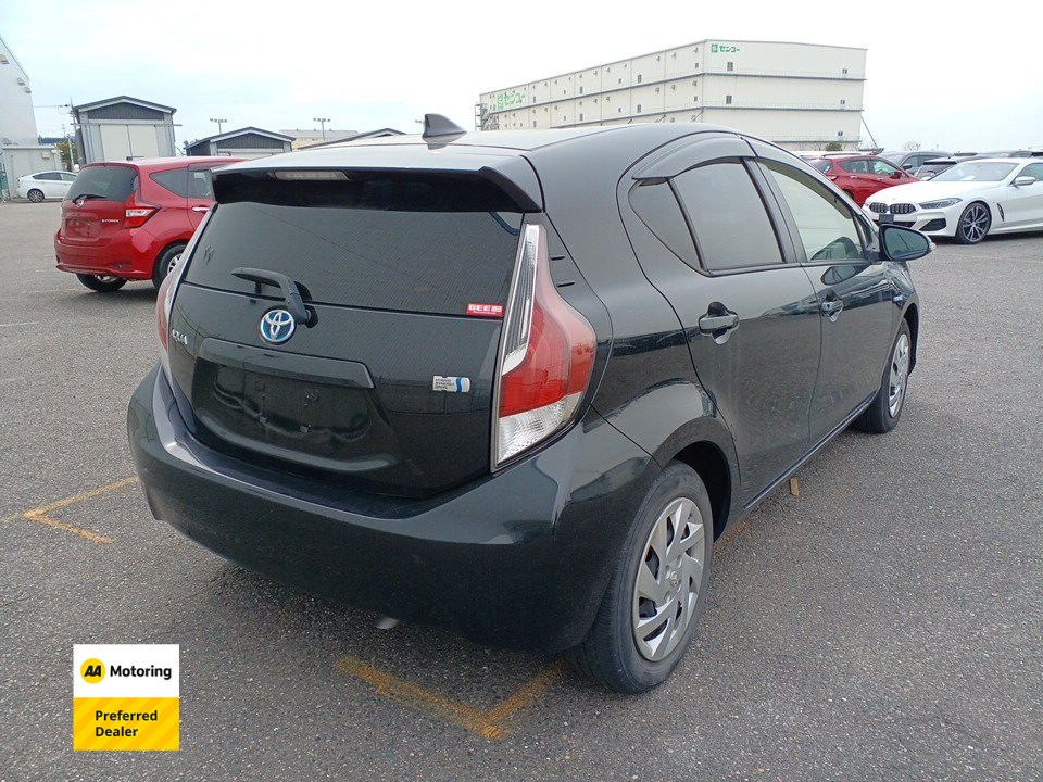 2015 Toyota AQUA
