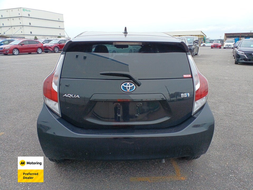 2015 Toyota AQUA