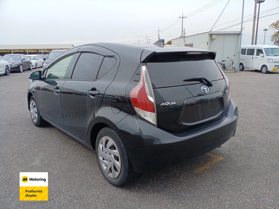 2015 Toyota AQUA