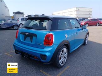 2016 Mini Cooper - Thumbnail
