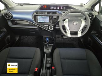 2015 Toyota AQUA - Thumbnail