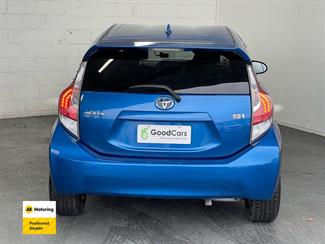 2015 Toyota AQUA - Thumbnail